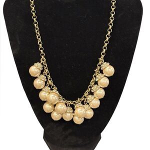 J. Crew Faux Pearl and Rhinestone Gold Tone and Cream Necklace 1980’s